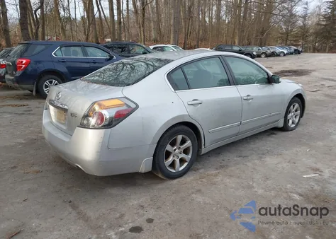 2011 Nissan Altima 2.5 S z USA, uszkodzony, nr VIN 1N4AL2AP7BC132361